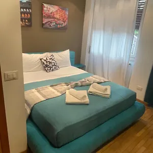 https://carpegna-vatican-house.it-romehotels.com